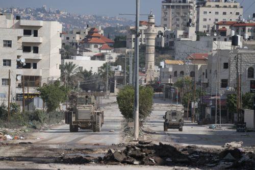 Επιδρομές στη Δ. Όχθη με θύματα καταγγέλλει το παλαιστινιακό Υπουργείο Υγείας