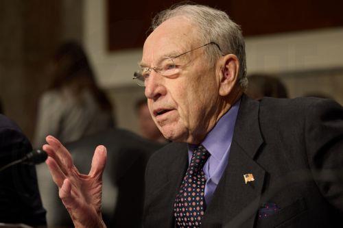 Ρεπουμπλικανός Γερουσιαστής προωθεί νομοσχέδιο κατά των δασμών