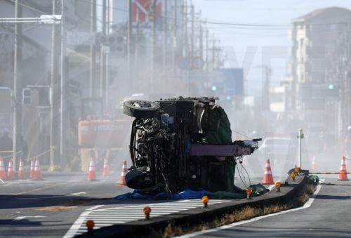 Eπιχείρηση διάσωσης εγκλωβισμένου οδηγού από τρύπα σε αυτοκινητόδρομο στο Τόκιο