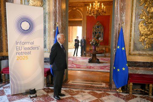 Τρόπους χρηματοδότησης της αμυντικής βιομηχανίας συζήτησαν οι 27 στην ατυπη σύνοδο