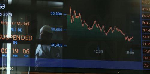 Οι ευρωπαϊκές μετοχές υποχωρούν εν μέσω φόβων για εμπορικό πόλεμο