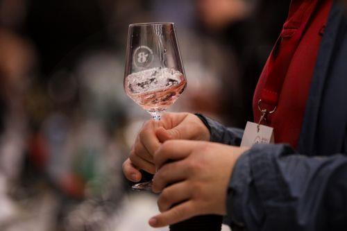 Απώλεια €8 εκ. ετησίως στην Κύπρο από παραποίηση προϊόντων, σύμφωνα με EUIPO