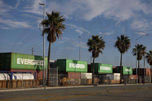 Αναζωπυρώνεται ο εμπορικός πόλεμος, η απάντηση της Κίνας στους δασμούς Τραμπ