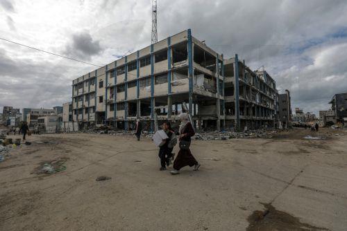 «Κατάφωρη παραβίαση» του δικαιώματος στην εκπαίδευση το κλείσιμο 6 σχολείων της UNRWA, λέει η Πρεσβεία Παλαιστίνης