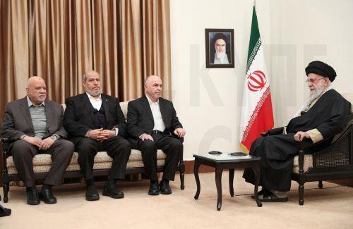 Ο Αγιατολάχ Αλί Χαμενεΐ συναντήθηκε με ηγέτες της Χαμάς στην Τεχεράνη