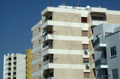Από €500-€1800 τα ενοίκια, με τη διαθεσιμότητα σε μηδαμινά επίπεδα, λέει στο ΚΥΠΕ ο Κυναιγείρου