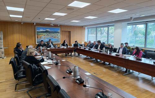 Προβλήματα Εφοριακού Συμβουλίου και Εφόρου Φορολογίας εξέτασε η Επ. Θεσμών (Διόρθωση)