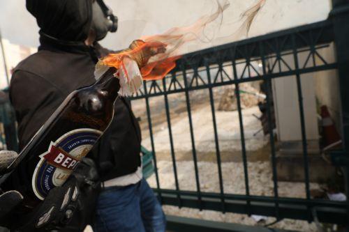 Τρία ποινικά αδικήματα στο νομοσχέδιο για ρύθμιση διαδηλώσεων λέει ο Χαρτσιώτης