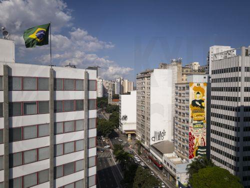 Δικαστής διατάσσει να φυλακιστεί ο πρώην Πρόεδρος Βραζιλίας, Κόλορ ντε Μέλου