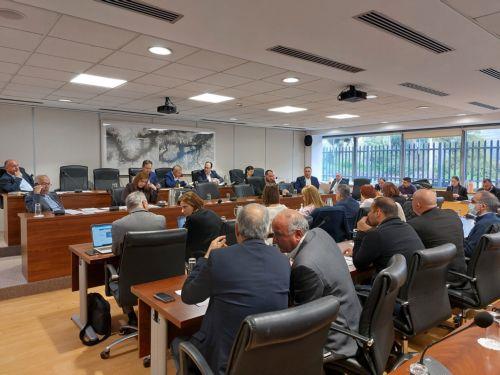 Συμβόλαια τ/κ περιουσιών σε πεθαμένους, μεγάλη ανάγκη για μηχανογραφικό σύστημα λέχθηκε στην Επ. Προσφύγων