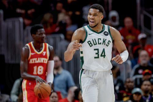 Ο Γιάννης οδήγησε τους Μπακς σε ανατροπή και νίκη