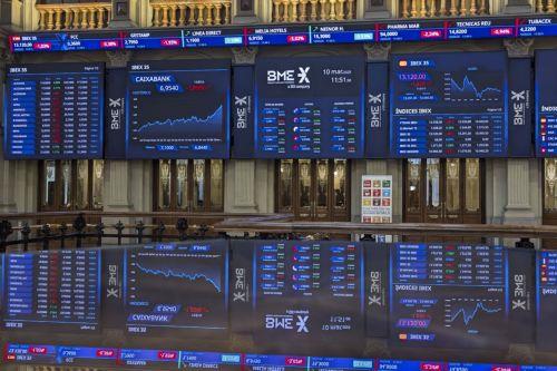 Με πτώση άνοιξε η Γουόλ Στριτ, μεγάλες απώλειες στα ευρωπαϊκά χρηματιστήρια