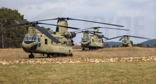 Οι ΗΠΑ εγκρίνουν συμβάσεις πώλησης ελικοπτέρων Chinook και συντήρησης μαχητικών στα ΗΑΕ $1,4 δισ.