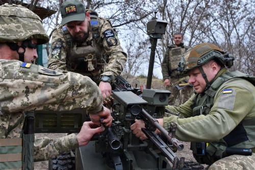 Εξετάζουν τρόπους για επιτήρηση μιας κατάπαυσης του πυρός, δήλωσε ο Ουκρανός ΥΠΕΞ