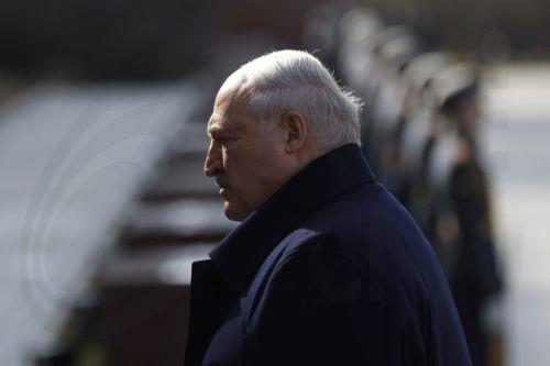 Σι και Λουκασένκο καταγγέλλουν «την πρωτοφανή πίεση» που υφίστανται από τη Δύση