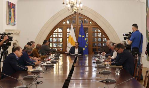 Ο ΠτΔ διαβεβαίωσε Τ/κ πως θα πράξει ό,τι μπορεί για επανάληψη συνομιλιών, λέει ο Β. Παπαδόπουλος