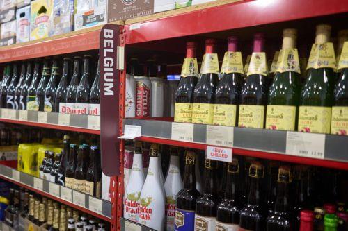 Σε κίνδυνο επιχειρήσεις $9,5 τρισ. από τη διαμάχη ΗΠΑ και Ευρώπης για δασμούς