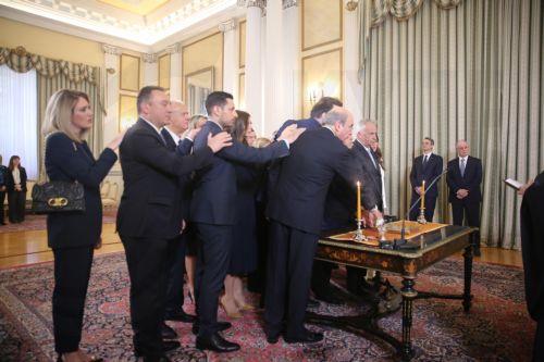 Πραγματοποιήθηκε η ορκωμοσία των νέων μελών της ελληνικής Κυβέρνησης
