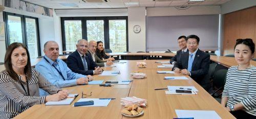 Ανταλλαγή τεχνογνωσίας για λειψυδρία συζήτησαν ΕΟΑ Λεμεσού και Πρέσβης Κίνας