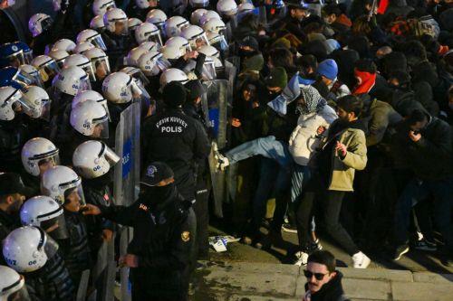 Για «αυταρχική στροφή στην Τουρκία», μιλά αναλύτρια στη Liberation