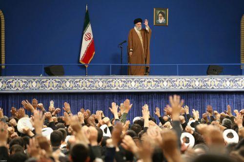 Ο Ιρανός ΥΠΕΞ λέει ότι ορισμένα πράγματα πρέπει να αλλάξουν για συνομιλίες με ΗΠΑ