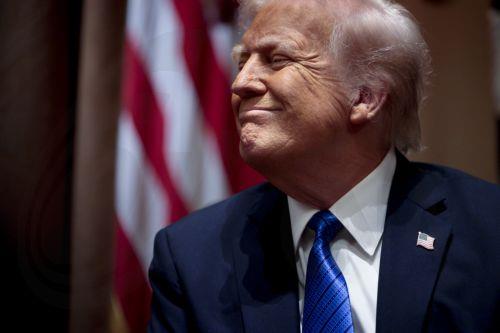 Τραμπ: Η Ρωσία θέλει να τελειώσει ο πόλεμος στην Ουκρανία, όμως ίσως κωλυσιεργεί