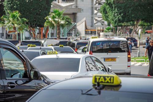 Άρση στέρησης επαγγελματικής άδειας οδηγού λόγω καταδίκης για ουσίες, αποφάσισε η Βουλή