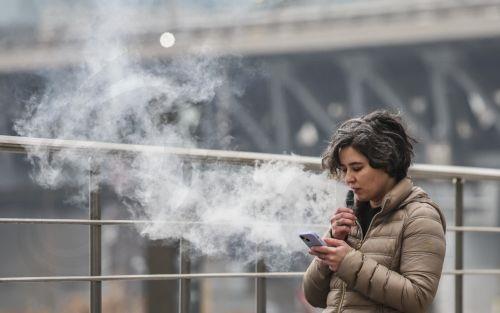 Παγκόσμια Μέρα Κατά του Καπνίσματος: Οι κρυφοί κίνδυνοι των νέων προϊόντων καπνού
