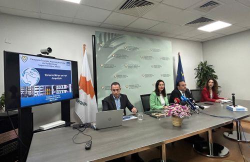 Κάλεσμα Υπ. Γεωργίας σε ξενοδόχους να ανταποκριθούν στο σχέδιο για αφαλατώσεις