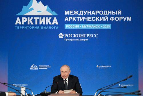 Ανησυχεί ο Πούτιν για Αρκτική, θεωρεί σοβαρά τα σχέδια Τραμπ για Γροιλανδία