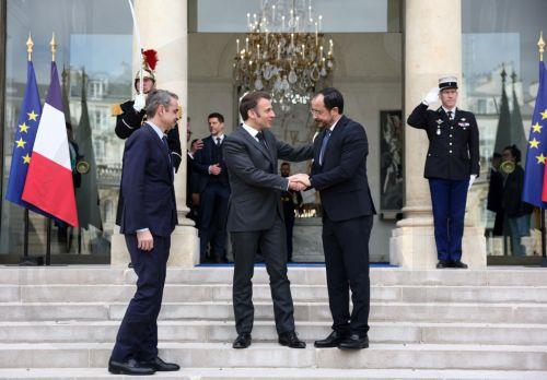 Υπήρξαν συγκεκριμένα αποτελέσματα, είπε ο ΠτΔ για συνάντηση στο Παρίσι [ΒΙΝΤΕΟ]