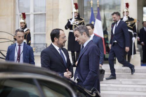 Mitsotakis and Christodoulides to discuss Cyprus issue, EU Presidency and energy