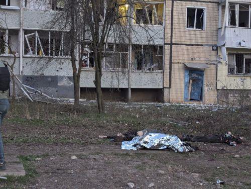 Τουλάχιστον 14  νεκροί, ανάμεσά τους 6 παιδιά, σε ρωσική πυραυλική επίθεση στην πόλη Κριβιί Ριχ