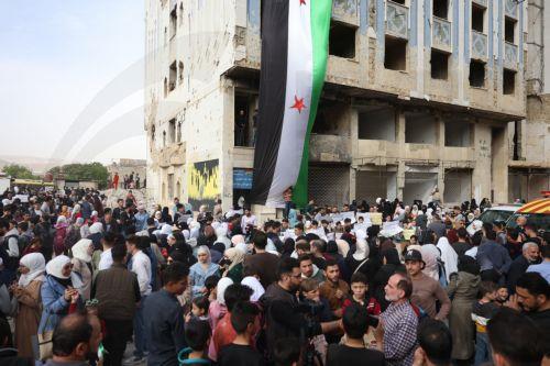 Δέσμευση περιουσίας και ταξιδιωτική απαγόρευση από ΕΕ σε 5 άτομα που συνδέονται με Άσαντ