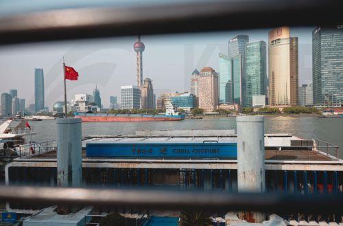 Κλιμακώνεται ο εμπορικός πόλεμος καθώς η Κίνα πλήττει τις ΗΠΑ με τεράστιο δασμό 84%