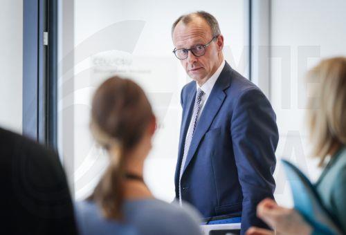 Πρόθεση διαβουλεύσεων με Τραμπ εκφράζει ο επόμενος Γερμανός Καγκελάριος