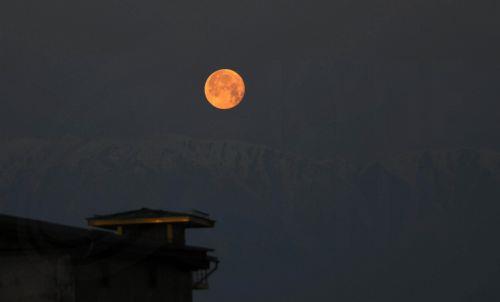 Οι ΗΠΑ οδεύουν προς καθορισμό ώρας στη Σελήνη ενόψει μελλοντικών επιχειρήσεων