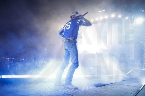 Δέκα χρόνια για την Apple Music με εγκαίνια στούντιο στο Λος Άντζελες