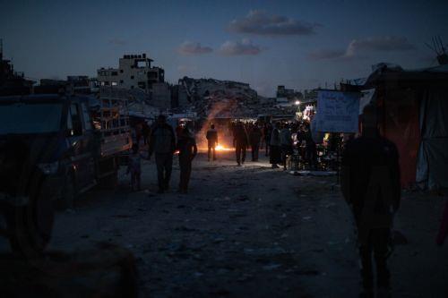 Έξι νεκροί από ισραηλινό βομβαρδισμό στη Γάζα, σύμφωνα με δημοσιεύματα