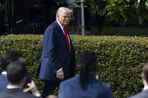 Επικοινωνία Τραμπ με τον Σουλτάνο του Ομάν ενόψει νέου γύρου συνομιλιών με Ιράν