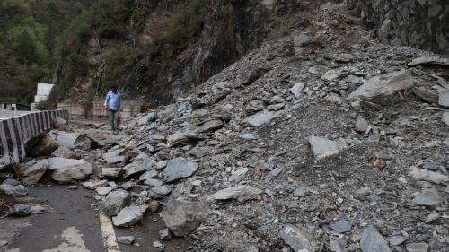 Tέσσερις νεκροί σε κατολίσθηση στην Αλγερία