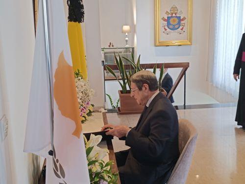 Πραγματική απώλεια για την ανθρωπότητα ο θάνατος του Πάπα, είπε ο Ν. Αναστασιάδης