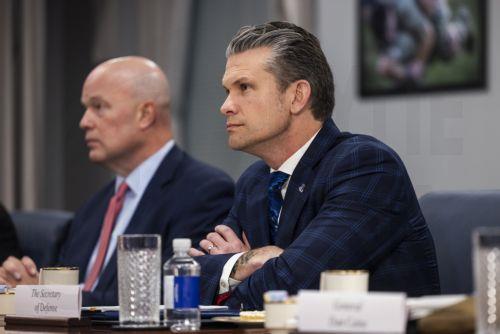 Μόνο με επίσημο συνοδό στο εξής οι διαπιστευμένοι δημοσιογράφοι στο Πεντάγωνο