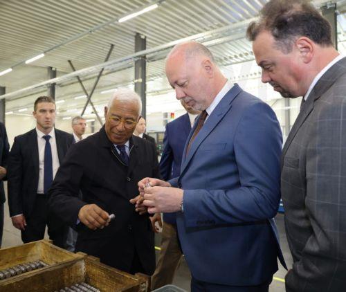 Επίσκεψη Αντόνιο Κόστα σε στρατιωτικό εργοστάσιο στη Βουλγαρία