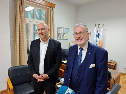 Municipalities to continue aligning with European standards, Vyras tells Cools