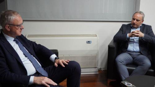 Για την ουσιοεξάρτηση συζήτησαν ΓΓ ΑΚΕΛ - Διευθυντής EUDA