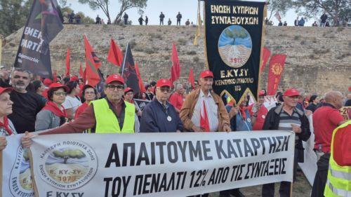 Η συνταξιοδοτική μεταρρύθμιση πρέπει να εξασφαλίσει αξιοπρεπές εισόδημα στους συνταξιούχους, είπε η ΓΓ ΠΕΟ