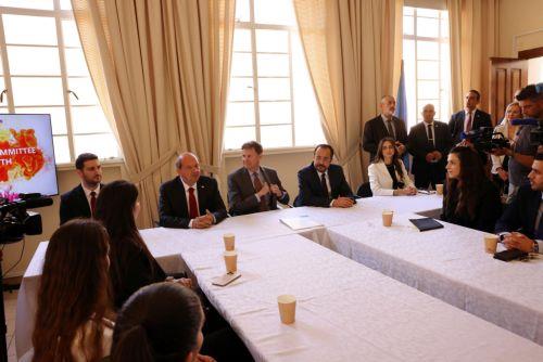 Στη Νέα Υόρκη θα διαμορφωθεί η κατεύθυνση για το πού πάμε, σύμφωνα με πληροφορίες του ΚΥΠΕ