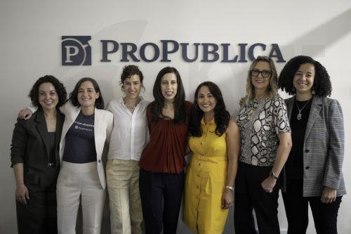 Βραβείο Πούλιτζερ στο “James”, μια διαφορετική άποψη του Χάκλμπερι Φιν