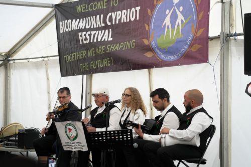 Για δεύτερη χρονιά διοργανώθηκε στο Λονδίνο το Δικοινοτικό Κυπριακό Φεστιβάλ